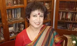 തസ്ലീമ നസ്രീൻ കൊൽക്കത്തയിൽ മടങ്ങിയെത്തി; പുറത്താക്കി 19 വർഷത്തിനു ശേഷമുള്ള ആഹ്ലാദകരമായ മടക്കം