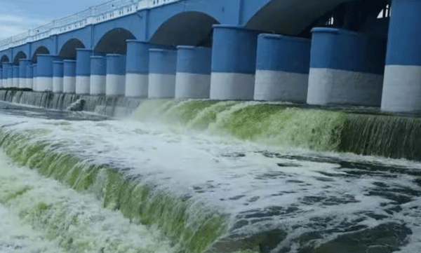 കാവേരി തർക്കം; തമിഴ്നാടിന് വെള്ളം തുറന്നുവിട്ട് കർണാടക, പ്രതിഷേധം ശക്തം
