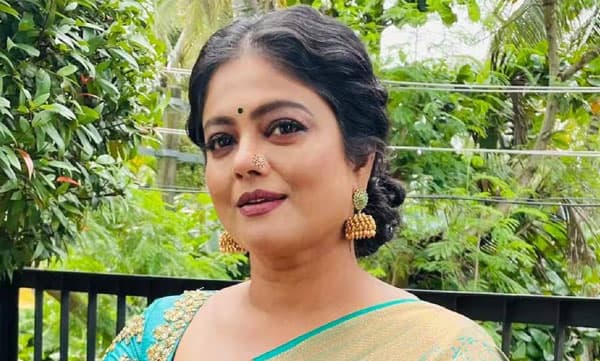 "ഞാനാണെന്ന് അറിഞ്ഞപ്പോൾ വേണ്ടെന്നു വെച്ചു , നടൻ പിന്മാറി" ; സിനിമയിലെ ദുരനുഭവം വെളിപ്പെടുത്തി മഞ്ജു പിള്ള