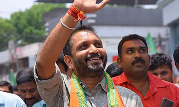 'പ്രശ്നം ഹെലികോപ്റ്റർ യാത്രയല്ല, പ്രളയ ദുരിതാശ്വാസത്തിലെ വീഴ്ച'; മുഖ്യമന്ത്രിക്കെതിരെ കെ സുരേന്ദ്രൻ
