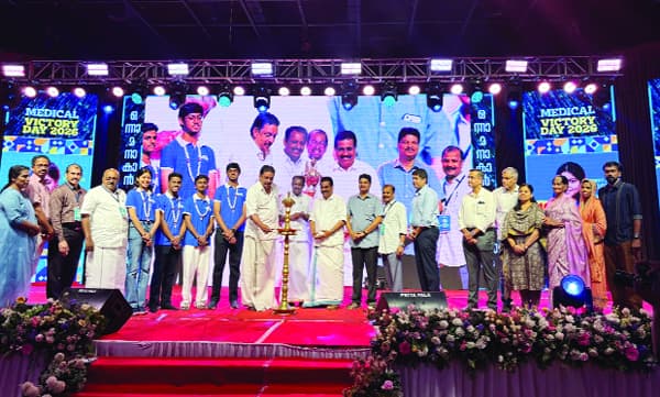 വര്‍ണാഭമായി ബ്രില്ല്യന്റ്‌ മെഡിക്കല്‍ വിക്‌ടറി ഡേ ആഘോഷം