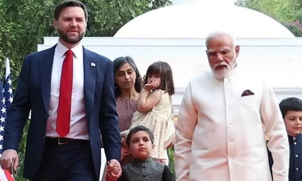ജെ.ഡി വാൻസ് പ്രധാനമന്ത്രി മോദിയുമായി ഫോണിൽ സംസാരിച്ചു; വാൻസിന് കുഞ്ഞ് പിറന്നതിൽ അഭിനന്ദനം