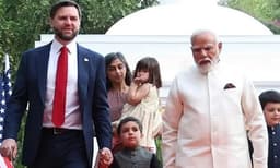 ജെ.ഡി വാൻസ് പ്രധാനമന്ത്രി മോദിയുമായി ഫോണിൽ സംസാരിച്ചു; വാൻസിന് കുഞ്ഞ് പിറന്നതിൽ അഭിനന്ദനം