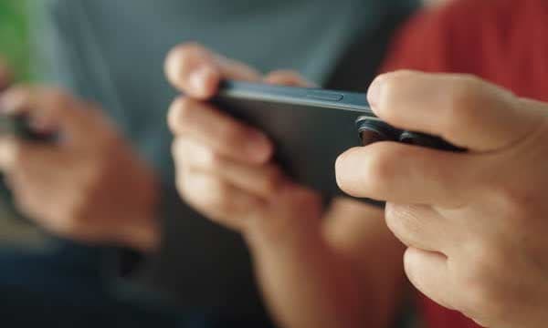 വീട്ടുകാര്‍ മൊബൈല്‍ഫോണ്‍ പിടിച്ചുവെച്ചു ; 17 കാരന്‍ വീടുവിട്ടു ; 'കാശിയില്‍പോകുകയാണ് ദൈവത്തില്‍ ലയിക്കു' മെന്ന് കത്ത്