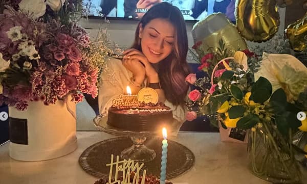 photo-www.instagram.com/ihansika/