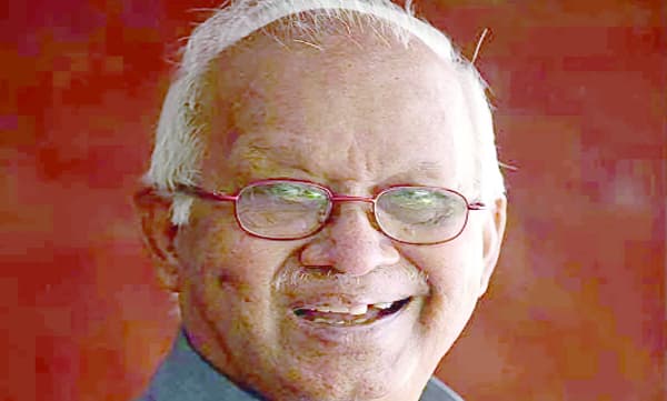 തീക്കാറ്റായി ആശയസമരം; ഊര്‍ജമായി 'നാലാം ലോകം',നാലാം ലോകത്തില്‍ പടര്‍ന്ന സി.പി.എം. വിഭാഗീയത
