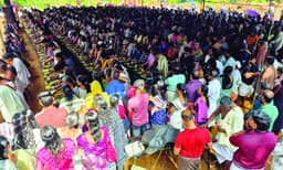 പിതൃതര്‍പ്പണ പുണ്യം നേടി ലക്ഷങ്ങള്‍