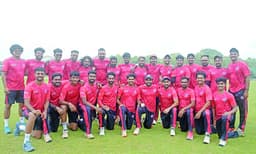 പോരാട്ടവീര്യവുമായി മലബാറിന്റെ പടക്കുതിരകള്‍