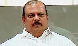 പൂഞ്ഞാറിലെ ബിജെപി ഫണ്ട് തട്ടിച്ചുവെന്ന് പി.സി ജോർജ്; ബിജെപിയുടെ കാശുകൊണ്ട് കാർ മേടിച്ചാൽ ഇടിച്ചുപോകുമെന്ന് ശാപം!