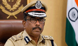 യൂത്ത് കോൺഗ്രസ് പ്രവർത്തകരെ മർദിച്ച കേസ്: എം.ആർ. അജിത്കുമാറിന്റെ സസ്പെൻഷൻ പിൻവലിക്കണമെന്ന ആവശ്യം സർക്കാർ തള്ളി
