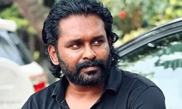 കുപ്രസിദ്ധ ഗുണ്ട മരട് അനീഷിനെ കാപ്പ ചുമത്തി ജയിലിലടച്ചു
