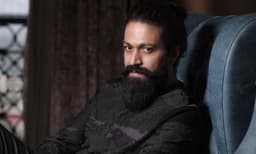   ' ടോക്‌സിക്' കുട്ടികള്‍ കാണരുത്' ; നടന്‍ യഷ്
