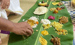 ആറന്മുള വള്ളസദ്യക്ക് പാസ് വാഗ്ദാനം ചെയ്ത് ഓൺലൈൻ തട്ടിപ്പ്; ക്ഷേത്ര ജീവനക്കാരനെന്ന വ്യാജേന പണം തട്ടിയെന്ന് പരാതി
