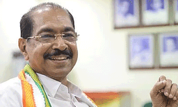 കെപിസിസി അധ്യക്ഷ പ്രഖ്യാപനം വൈകുന്നു; നിർണായക നേതൃയോഗങ്ങൾ വിളിച്ച് സണ്ണി ജോസഫ്