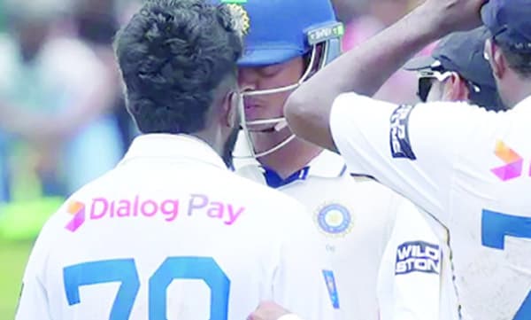 ജയ്‌സ്വാളീനും അസിതയ്‌ക്കും പിഴ ശിക്ഷ