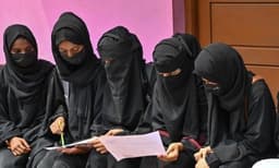 "ഹിജാബ് ഇസ്ലാമിന് അത്യന്താപേക്ഷിതമല്ല": അലഹബാദ് ഹൈക്കോടതി വിദ്യാർത്ഥിനിയുടെ ഹർജി തള്ളി 
