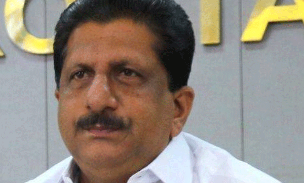 തൊടുപുഴയെ ഇടുക്കിയിൽ നിന്ന് മാറ്റുന്നതിനെതിരെ മന്ത്രി മോൻസ് ജോസഫ്; ‘പറിച്ചുകൊണ്ടുപോകാൻ അനുവദിക്കില്ല’
