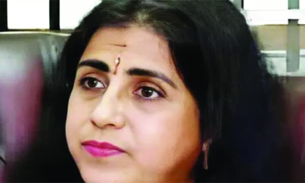 സിമി റോസ്‌ ബെല്‍ ജോണിന് തിരിച്ചടി; വി.ഡി. സതീശനില്‍നിന്നു സംരക്ഷണം തേടിയുള്ള ഹര്‍ജി തള്ളി