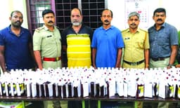 100 ലിറ്റര്‍ പോണ്ടിച്ചേരി 
മദ്യം പിടികൂടി; 
ഒരാള്‍ അറസ്‌റ്റില്‍