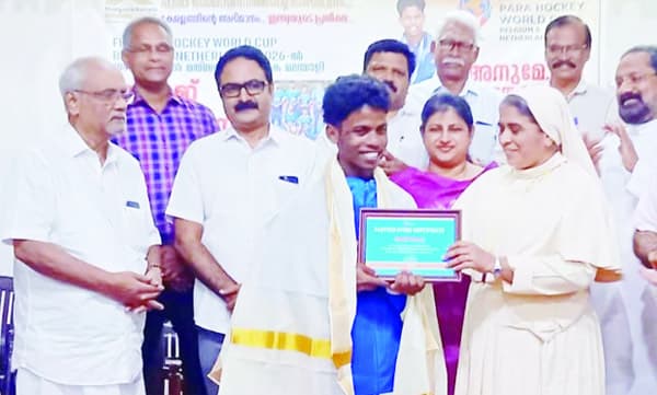 ഇന്ത്യക്കായി 10 ഗോളുകള്‍