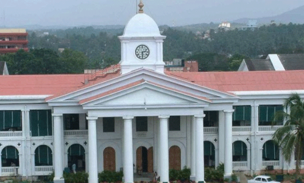 ആരോഗ്യവകുപ്പിൽ പൊതുസ്ഥലംമാറ്റം നിർത്തിവയ്ക്കാൻ ഉത്തരവ്; ഭരണപരമായ സ്ഥലംമാറ്റങ്ങൾ മാത്രം
