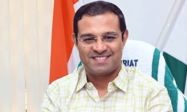ഉന്നതവിദ്യാഭ്യാസ സ്ഥാപനങ്ങളുടെ തലപ്പത്തുള്ളവര്‍ വിഭജന അജണ്ടയുള്ള സംഘടനയുടെ വേദിയിലേക്ക് ചുരുങ്ങുന്നു ; വിമര്‍ശിച്ച് റോജി എം ജോണ്‍
