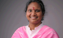 പാളയം പ്രദീപിനെ സ്റ്റാഫാക്കണം; നിയമസഭാ സെക്രട്ടറിക്ക് കത്തുമായി രമ്യ ഹരിദാസ്