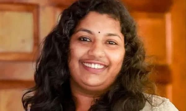 മീന്‍ പിടിക്കുന്ന വീഡിയോകളിലൂടെ ശ്രദ്ധേയ; യൂട്യൂബര്‍ തംബുരുവിനെ മരിച്ച നിലയില്‍ കണ്ടെത്തി 
