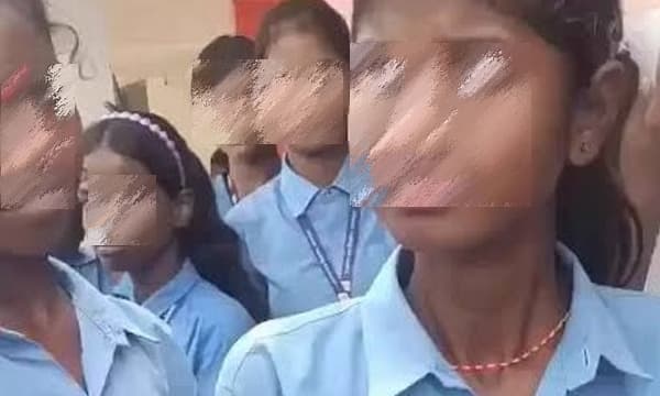 ഹെഡ്മാസ്റ്റർ വാഷ്‌റൂമിൽ അതിക്രമിച്ച് കയറി വിദ്യാർത്ഥിനികളെ പീഡിപ്പിച്ചു; കുട്ടികളുടെ സുരക്ഷയെ ചോദ്യം ചെയ്ത് പവൻ ഖേര