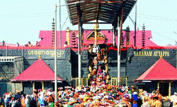 സ്വര്‍ണ്ണകിരീടം നഷ്ടപ്പെട്ടിട്ടില്ല, വാര്‍ത്തകള്‍ നിഷേധിച്ചു ; സ്‌ട്രോംഗ്‌റൂമില്‍ തന്നെയുണ്ടെന്ന് കമ്മീഷണറുടെ വിശദീകരണം