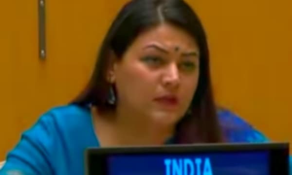 ഭീകരതയ്ക്ക് കനത്ത പ്രത്യാഘാതങ്ങൾ നേരിടേണ്ടി വരും: ഷെഹ്ബാസ് ഷെരീഫിന് ഇന്ത്യയുടെ കടുത്ത മറുപടി