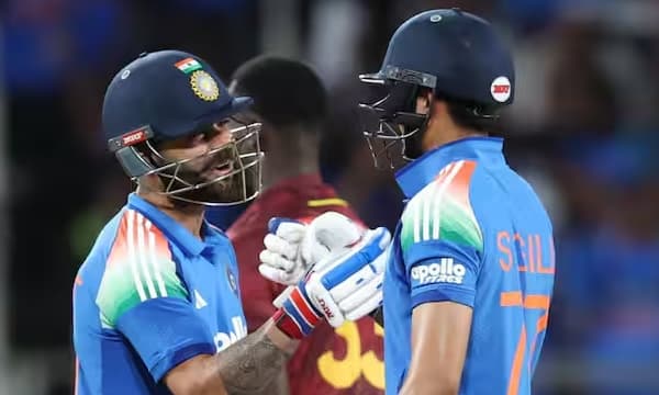 കാര്യവട്ടത്ത് വിരാട് കോഹ്‌ലിയുടെ വെടിക്കെട്ട് സെഞ്ച്വറി: 15,000 റൺസ് ചരിത്രവും മിന്നുന്ന ജയവും സമ്മാനിച്ച് മുൻ നായകൻ