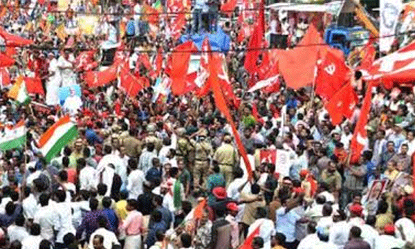 ചിറ്റൂര്‍ ഫോട്ടോ ഫിനിഷിലേക്ക് ; എല്‍ഡിഎഫിനും യുഡിഎഫിനും തുല്യ വോട്ടുകള്‍ ; നറുക്കെടുപ്പില്‍ തീരുമാനം വരും