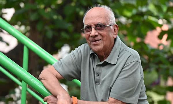  ഇതിഹാസ സംവിധായകന്‍ സിംഗീതം ശ്രീനിവാസ റാവു അന്തരിച്ചു
