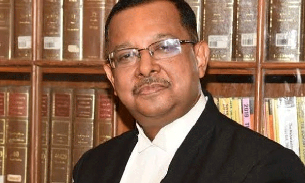 'വോട്ടര്‍മാരെ കൂട്ടത്തോടെ വെട്ടിയത് ഭരണഘടനയുടെ പ്രധാനതത്വത്തിന് മേലുള്ള പ്രഹരം':  സുപ്രീം കോടതി ജഡ്ജി