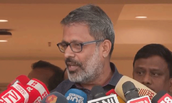 പാര്‍ട്ടിയിലെ യുവതിയോട് അപമാര്യാദയായി പെരുമാറ്റം ; മാഫിയ സംഘങ്ങളുമായി വഴിവിട്ട ബന്ധം ; വിഭാഗീയ പ്രവര്‍ത്തനങ്ങള്‍ക്കു നേതൃത്വം; സുരേഷ്ബാബുവിനെതിരേ 11 ഗുരുതര ആരോപണങ്ങള്‍