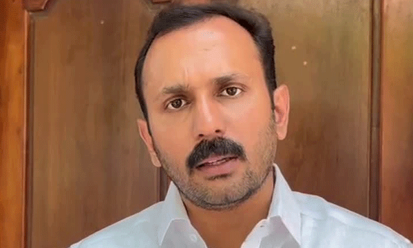 ഹൈക്കോടതിക്ക് പോലും കാര്യങ്ങള്‍ ബോദ്ധ്യപ്പെട്ടു; പിണറായിക്ക് എതിരേ കേസെടുത്തില്ലെങ്കില്‍ പ്രതിഷേധമെന്ന് ബിജെപി
