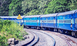 ഡൽഹി യാത്രക്കാർക്ക് വൻ തിരിച്ചടി?സിജെപിക്കെതിരെ പ്രതിരോധമൊരുക്കാനുള്ള നീക്കം ;റെയിൽവേ റദ്ദാക്കിയത് 245 സർവീസുകൾ
