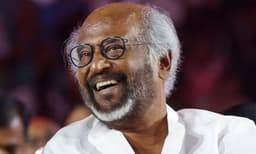"അഭിനയം ഞാൻ ഏറെ ഇഷ്ടപ്പെടുന്നതാണ്; പക്ഷെ അതിലും അധികമായി ഞാൻ ഇഷ്ടപ്പെട്ടത് കണ്ടക്ടർ ജോലിയെ, ആ കാക്കി ഡ്രസ്സ് കാണുമ്പോൾ അറിയാതൊരു സന്തോഷം വരും"