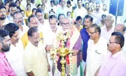 ശ്രീനാരായണ ദര്‍ശനങ്ങള്‍ വളച്ചൊടിച്ച്‌ ഇല്ലാതാക്കാന്‍ ശ്രമം: തുഷാര്‍