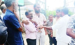 മണ്ണിലലിഞ്ഞു, മൂന്ന്‌ കുടുംബങ്ങളുടെ പ്രതീക്ഷ