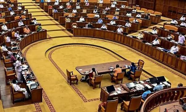 'ഗ്യാനേഷ്‌ കുമാറിനെ നീക്കണം' നിയമസഭയില്‍ പ്രമേയം അവതരിപ്പിക്കാന്‍ സര്‍ക്കാര്‍; ഇടതുപക്ഷം പിന്തുണയ്‌ക്കും