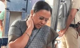 കരിങ്കൊടി പ്രതിഷേധത്തിനിടെ ആക്രമിച്ചെന്ന കേസ്; വീണാ ജോര്‍ജിന്റെ മൊഴിയെടുത്ത് എസ്‌ഐടി 
