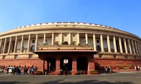 കശ്മീരും എന്.ആര്.സിയും തിരിച്ചടിച്ചു ; ഇന്ത്യയില് ജനാധിപത്യം പിന്നോട്ട് ; ആഗോളറാങ്കിംഗില് 10 സ്ഥാനം താണ് 51 ാമത്