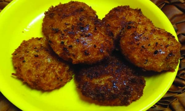 കുട്ടി കുറുമ്പന്ന്മാര്ക്ക് വീട്ടില് തയാറാക്കാം രുചികരമായ നൂഡില്സ്