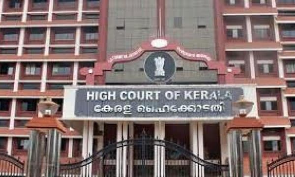 കോളേജുകളില് ഇനി പഠിപ്പ്മുടക്കും, മാര്ച്ചും പടിക്കുപുറത്ത്: വിദ്യാര്ത്ഥിസമരങ്ങള് നിരോധിച്ചുകൊണ്ട് ഹൈക്കോടതി ഉത്തരവ്