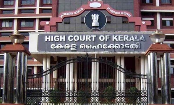 സര്ക്കാര് ജീവനക്കാരുടെ ശമ്പളം പിടിക്കാനുള്ള ഉത്തരവിന് ഹൈക്കോടതിയുടെ സ്റ്റേ