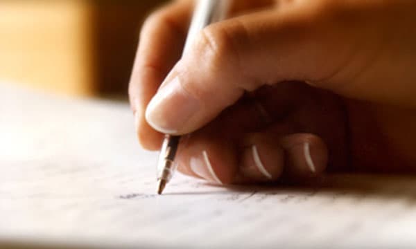ലോക്ഡൗണിനിടയില് 'മൂല്യനിര്ണയം: അധ്യാപകരില് ഭൂരിഭാഗവും വനിതകള്, ക്യാമ്പുകളില് എങ്ങനെ എത്തുമെന്നതില് ആശങ്ക