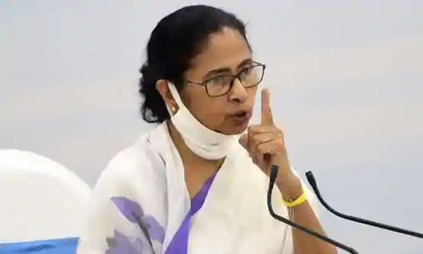 പ്രധാനമന്ത്രി നരേന്ദ്ര മോദിയുടെ പ്രത്യേക സാമ്പത്തിക പാക്കേജ് ഒരു വലിയ പൂജ്യം ; മമത ബാനര്ജി