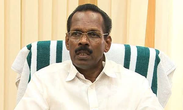 സംസ്ഥാനത്ത് ആപ്പ് വഴിയുള്ള മദ്യ വില്പ്പന നാളെ മുതല് , ബാറില് ഇരുന്ന് കുടിക്കാന് പറ്റില്ല : ടി.പി രാമകൃഷ്ണന്